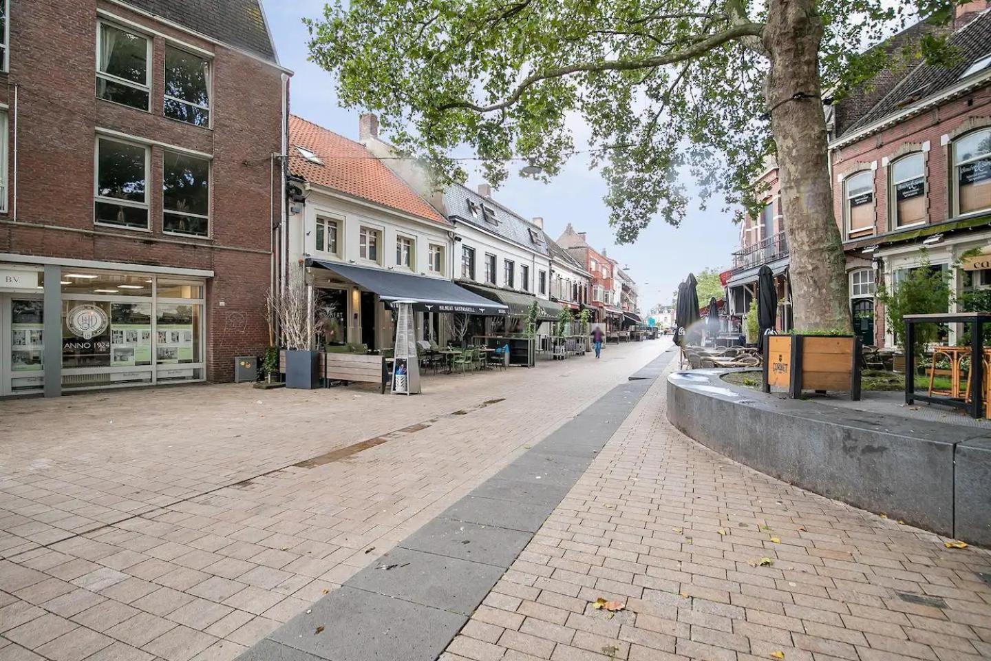 6P Hotspot Wifi Near Poppodium013 And City Center Tilburg Dış mekan fotoğraf